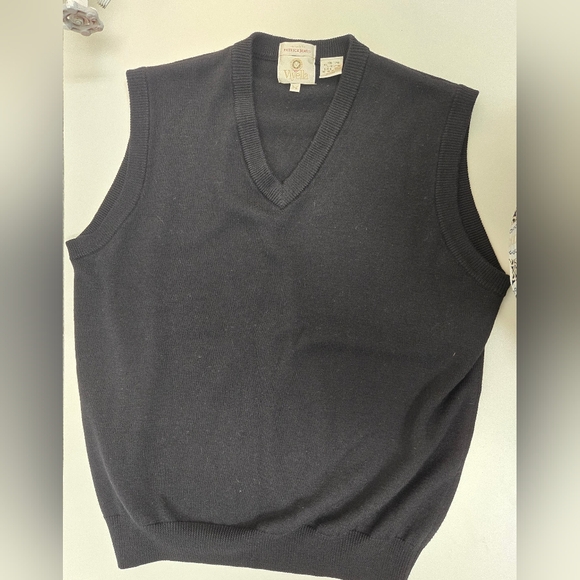 Men's Black Sweater Vest - Picture 4 of 7